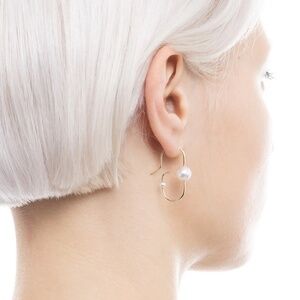 Hirotaka Miro Pearl Earring